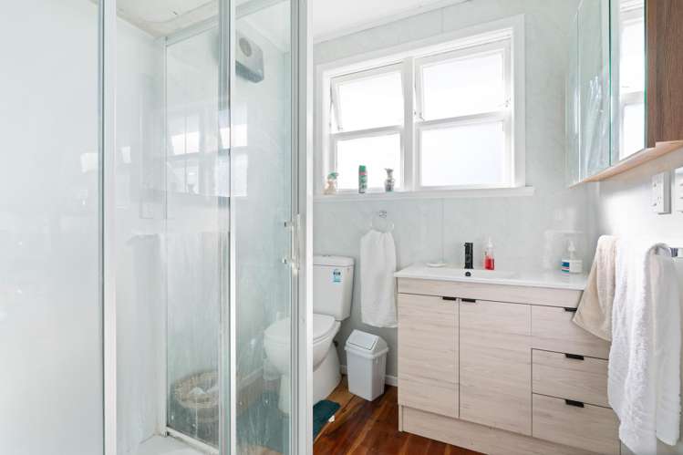 24 Fergusson Street Solway_12