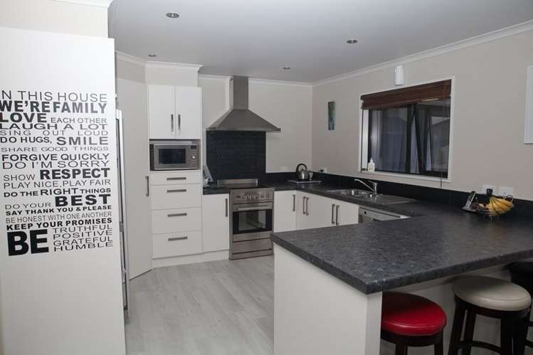 29 Bonselaar Drive Kamo_3