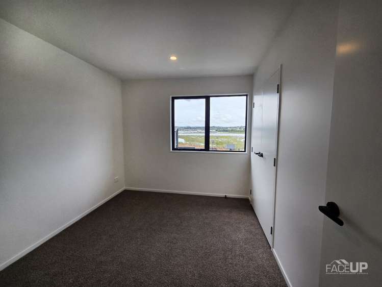 5/3 Firebrick Way Hobsonville_8