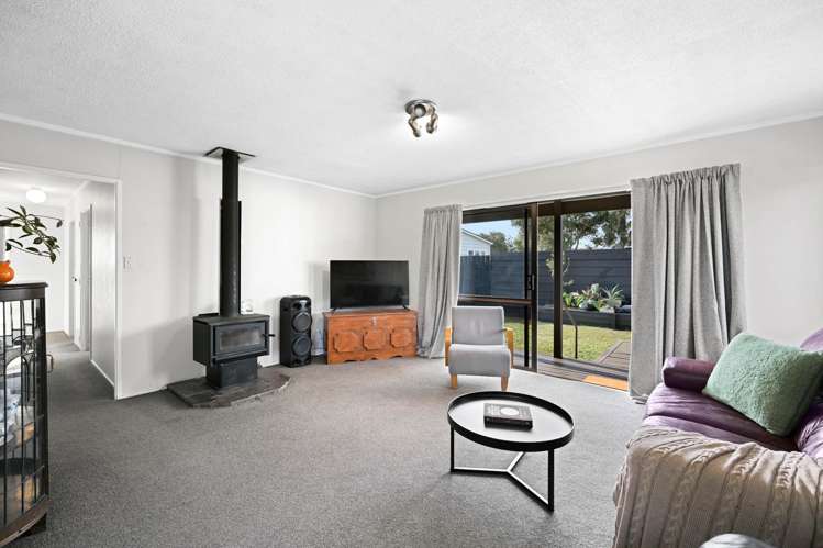 71B Campbell Street Leamington_7