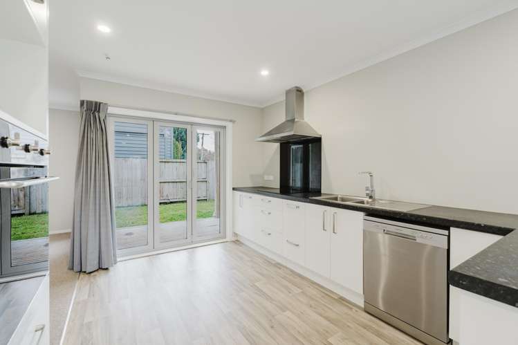 2B Yorkshire Road_3