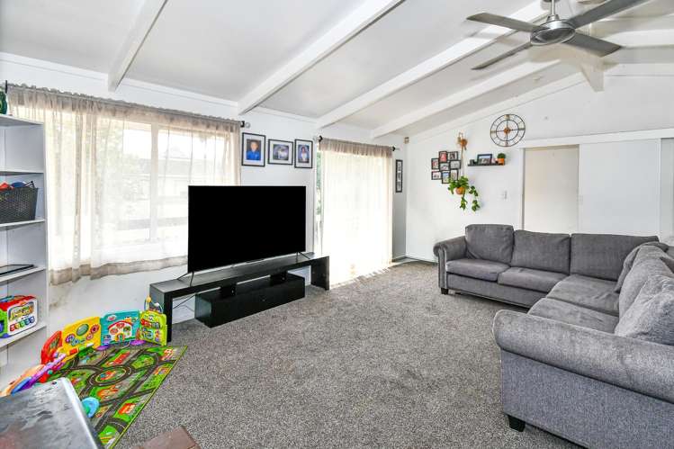 13 Lismore Place Papatoetoe_4