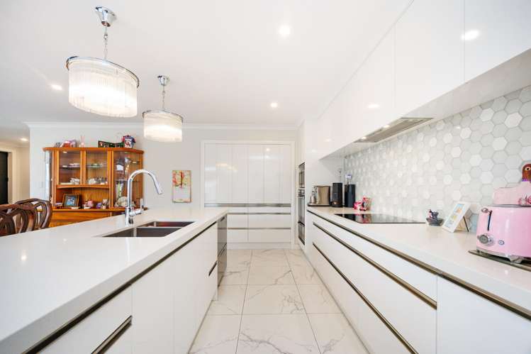 16 Serenity Crescent Kelvin Grove_6