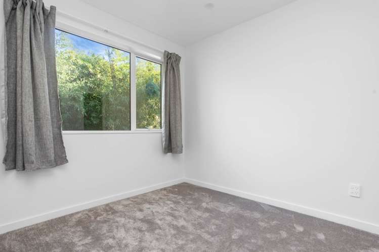 4/58 Glass Road Mt Roskill_6
