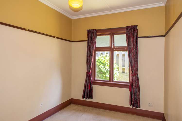 32 Garfield Avenue Roslyn_11