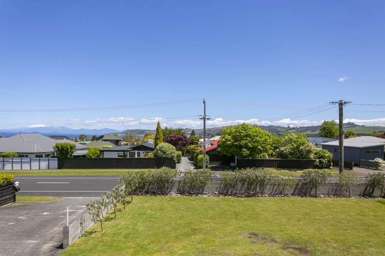 12 Mere Road Taupo_17