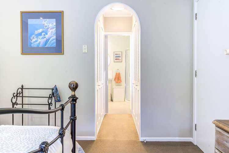 9 Mcdowall Place Queenwood_12