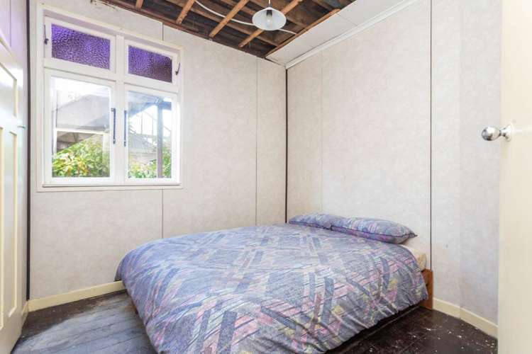 6 Parkhill Road Morningside_13