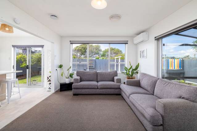 2/15 Hood Street New Brighton_2