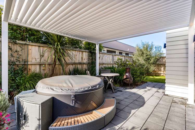 15a Marine Garden Crescent Beachlands_13