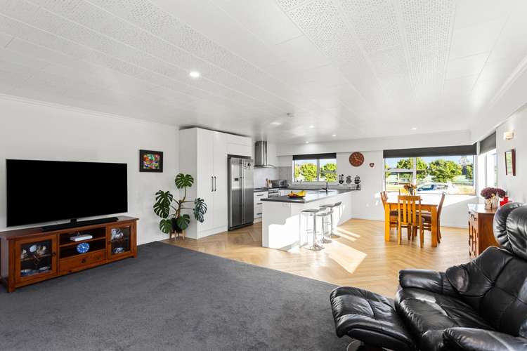 411 Racecourse Road Hargest_2