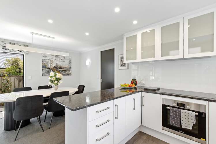 13 Cataldo Mews Avalon_10