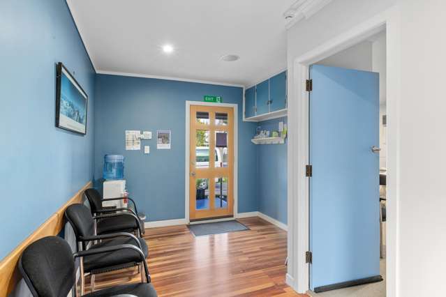 28 Centreway Road Orewa_2