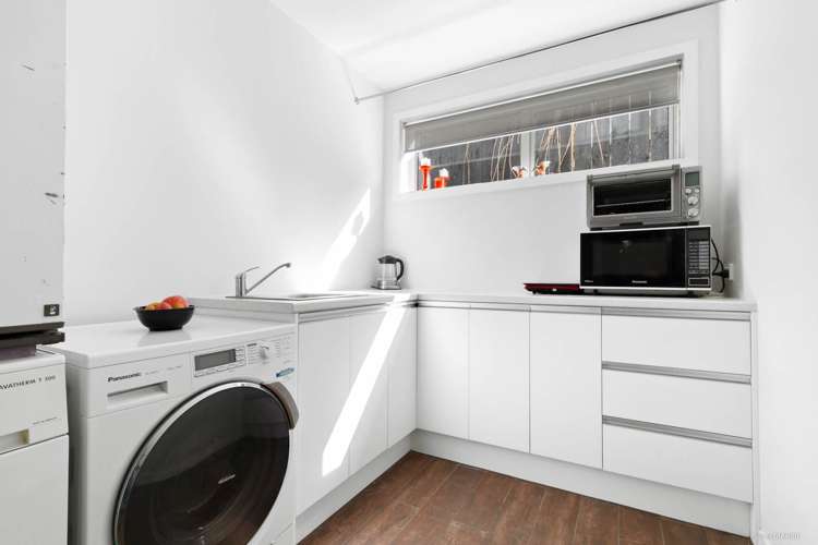 12a Cairnsvale Rise Manurewa_14