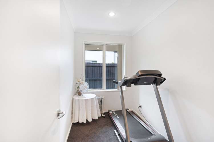 10 Charlie Stanton Place Shirley_10