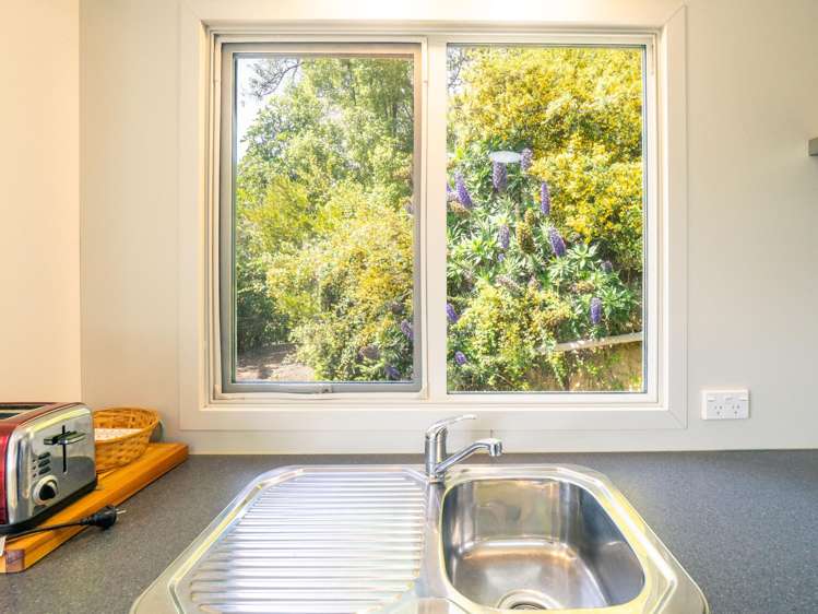 8 Rue Cachalot Akaroa_32