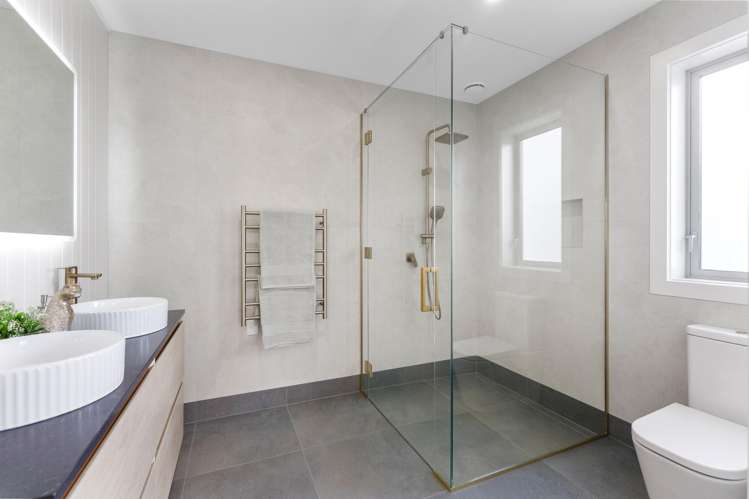 7 Pihoihoi Close Waikanae_13