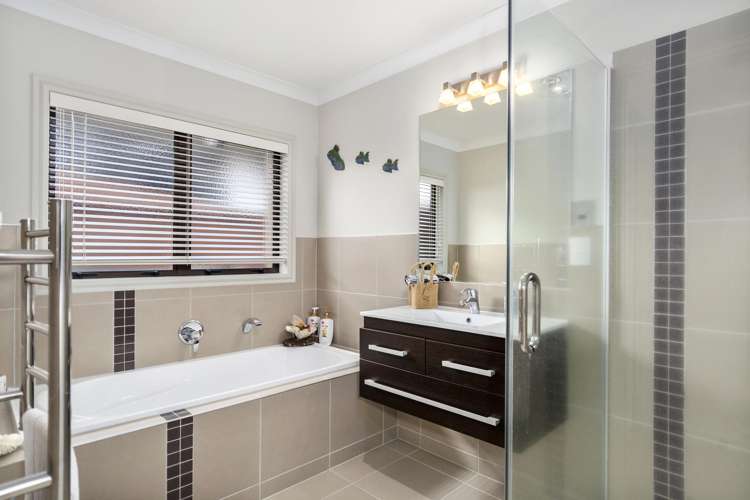 32 Caldera Crescent Pyes Pa_16