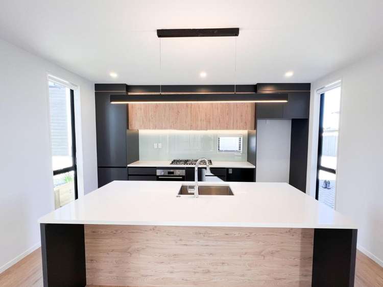 5/281B Hillsborough Road 1687_4