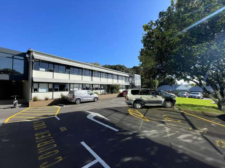 27 Gillies Avenue Newmarket_4