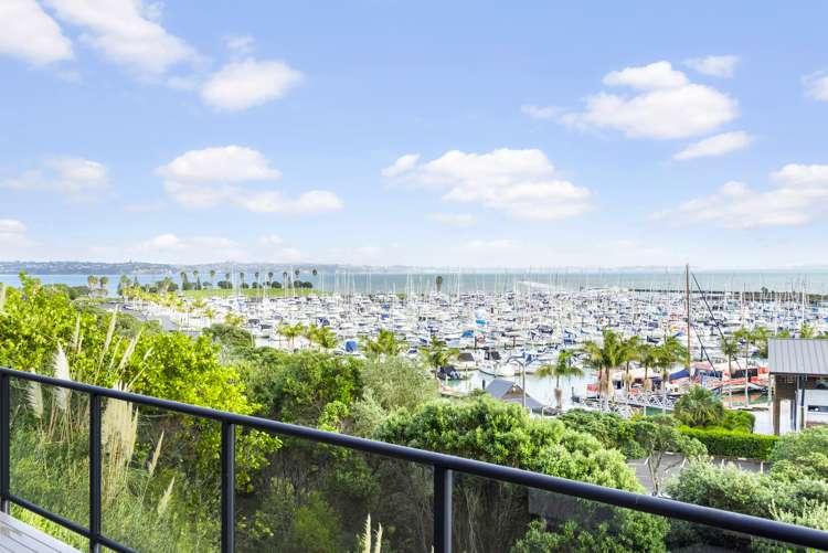 11 Tui Brae Beachlands_20