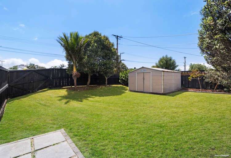 22 Strid Road Te Atatu South_11