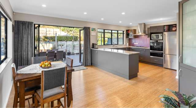 14 Nugget Grove Raumati Beach_1