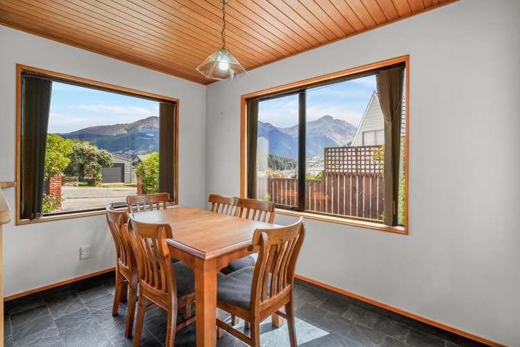 4 Four Views Avenue Kelvin Heights_4