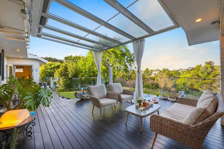 22 Windfall Grove Greenhithe_14