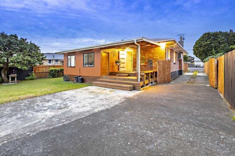 142 Russell Road Manurewa_4