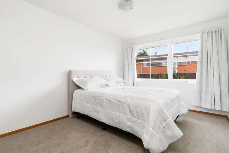 2/164 Avonhead Road Avonhead_6