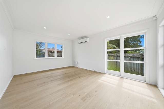 12 Malcolm Place Mangere East_2