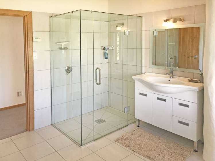 176 Gunn Road Catlins Surrounds_8