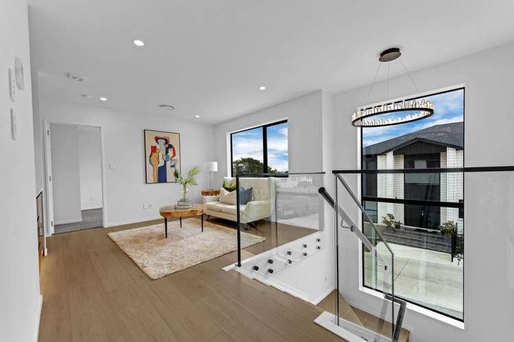 2A Matatahi Road Flat Bush_16