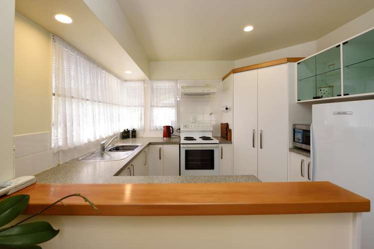 77 Kingsford Drive Stoke_5