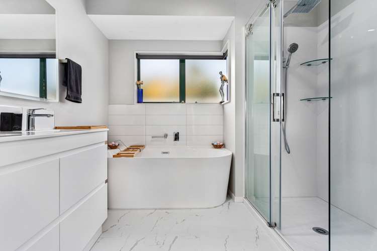 16 Edgewater Grove Whakatane_8