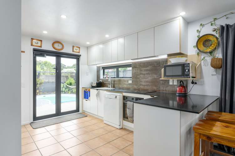 11 Leonard Place Dinsdale_5