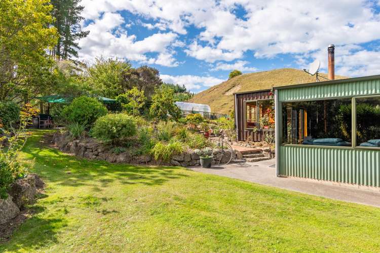 564 Seafield Road Puketapu_25