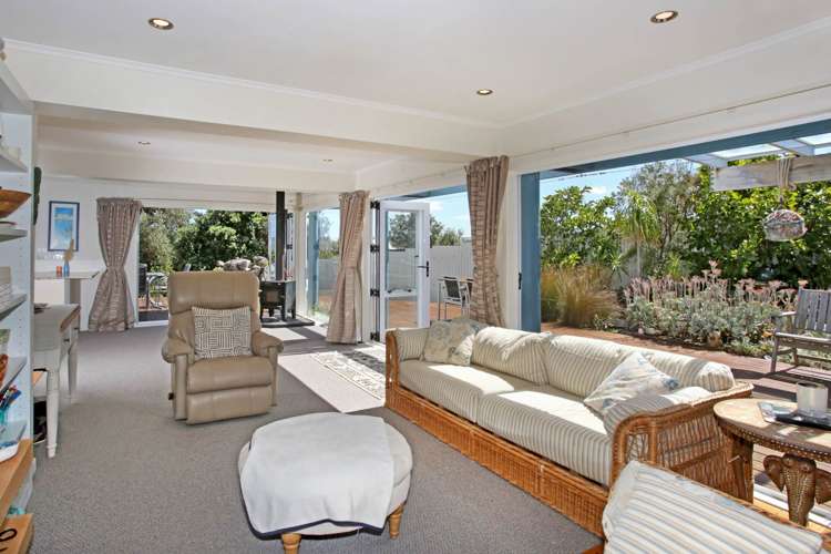 19 Cordyline Road Port Waikato_33