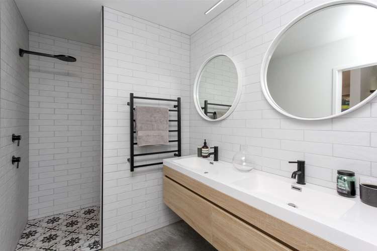 41 Cyrus Street Whalers Gate_14