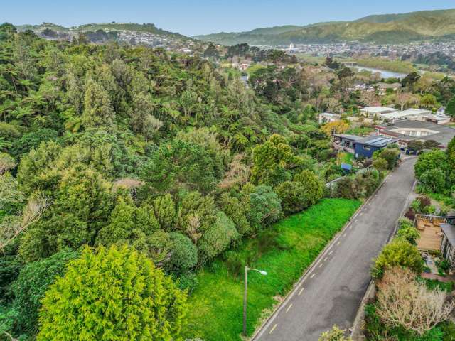 14 Corrondella Grove Belmont_4