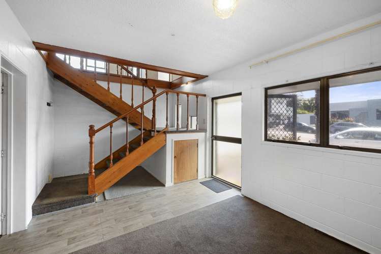400 Devon Street East Strandon_11