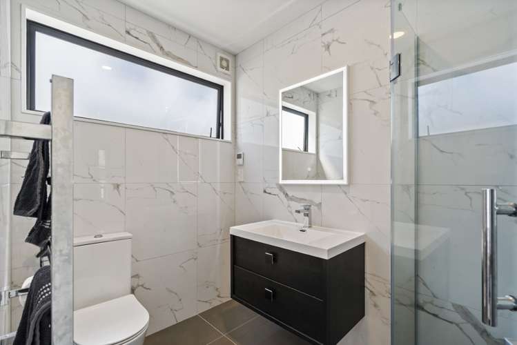 42 Waihou Crescent Albany Heights_12