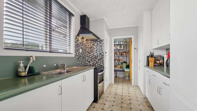 93 Pandora Avenue Westbrook_5