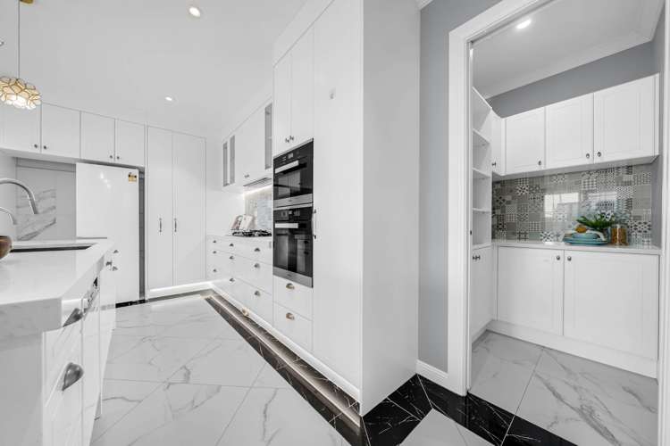 2 Piringa Street Flat Bush_36