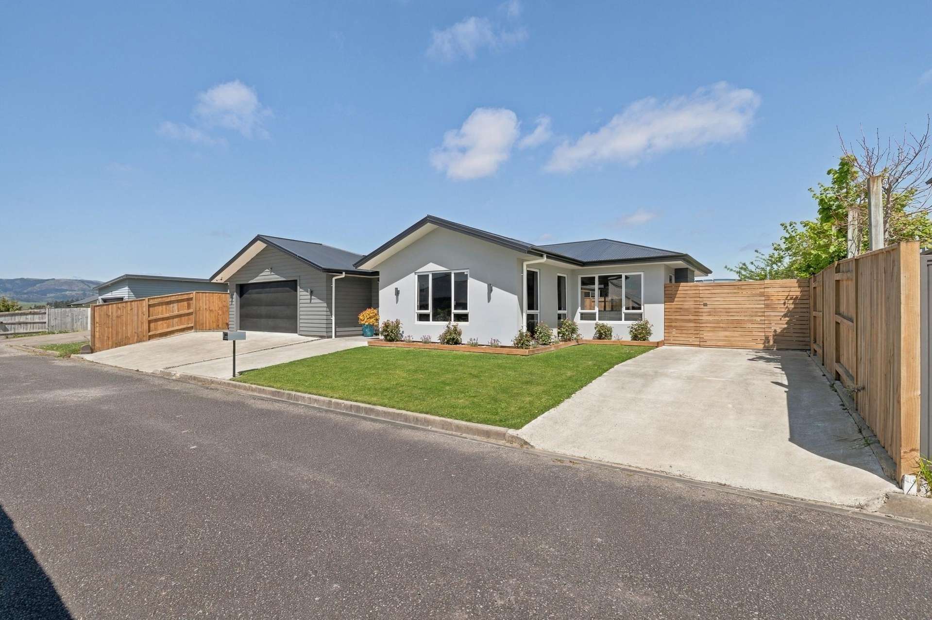 126 Johnstone Drive Fitzherbert_0