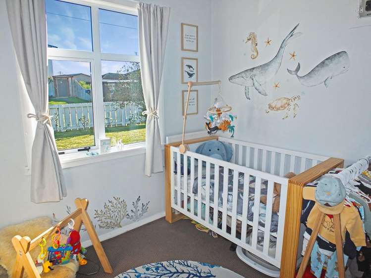 5 Huia Street Foxton Beach_17