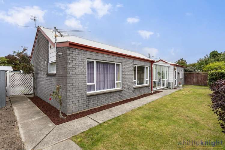 2/54 Tilford Street_0