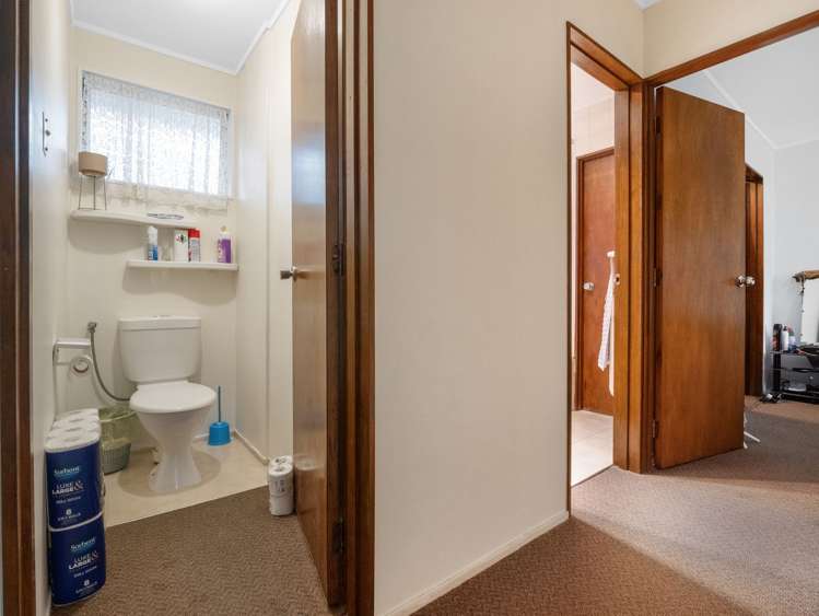 12 Karapiti Place Glen Eden_9