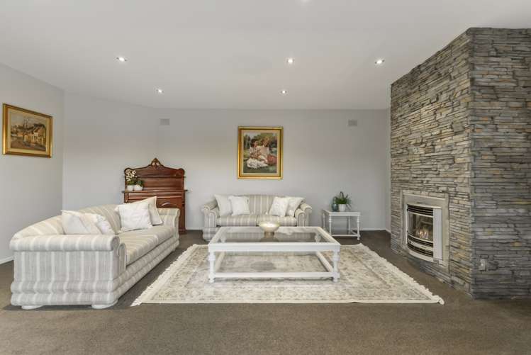 62 Shelter Drive Greenhithe_5